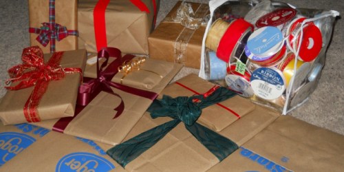 Happy Friday: Homemade Gift Wrap (Budget & Eco-Friendly)