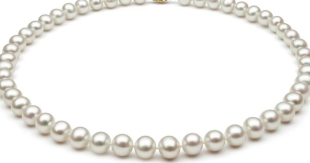 Macy's.com: Pearl Necklace Only $39 Shipped (Regularly $200)