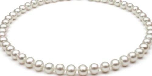 Macy’s.com: Pearl Necklace Only $39 Shipped (Regularly $200)