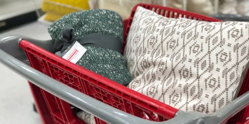 Up to 50% off Threshold & Pillowfort Throws AND Shams at Target