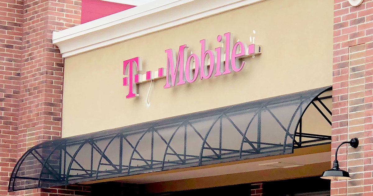 T-Mobile storefront - New iPhone XS is available for pre-order - here's how to save money