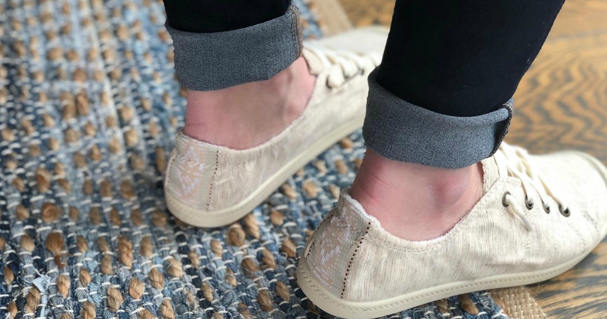 My New Favorite Sneakers Are Under $10 