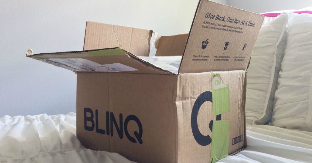 BLINQ box on open and on bed