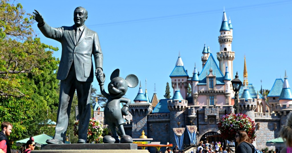 statue with Mickey Mouse by Cinderella's castle