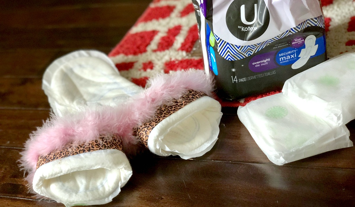 maxi pads slippers with u by kotex