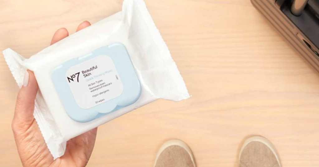 hand holding face wipes