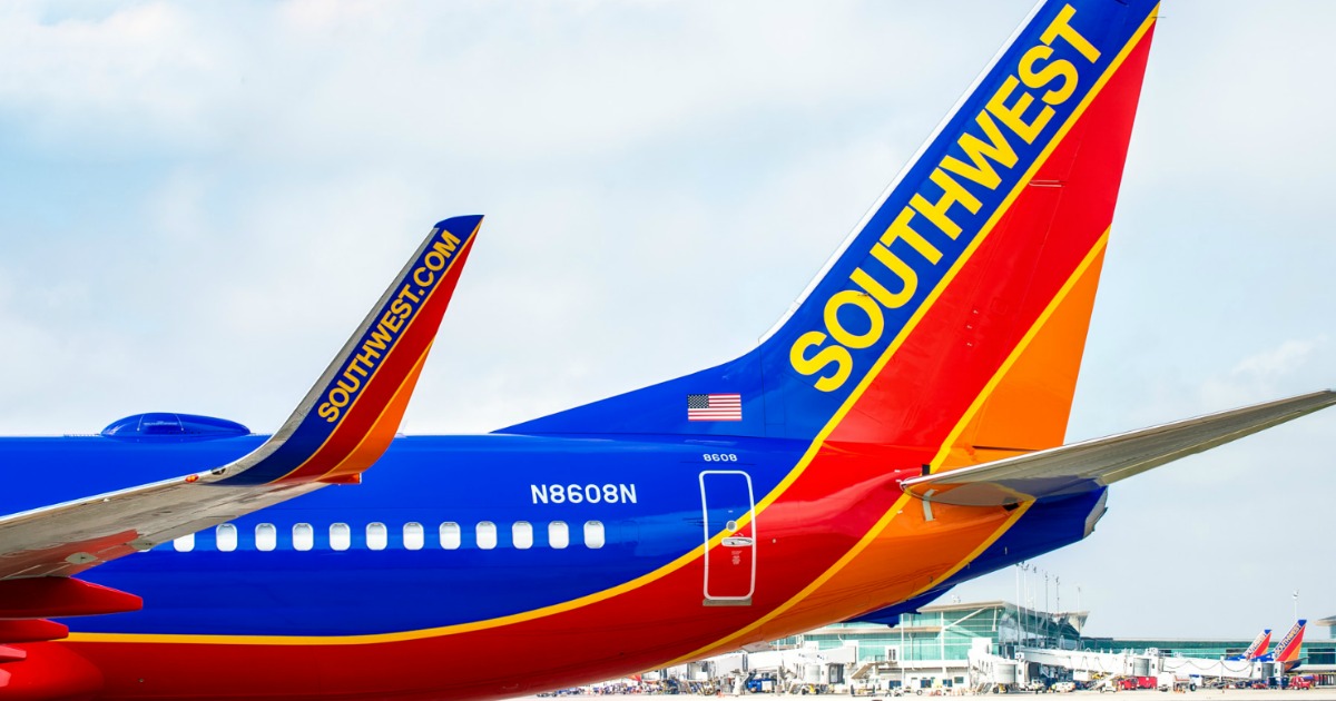 Stores, restaurants, hotels, and other places that offer senior discounts – southwest airlines plane