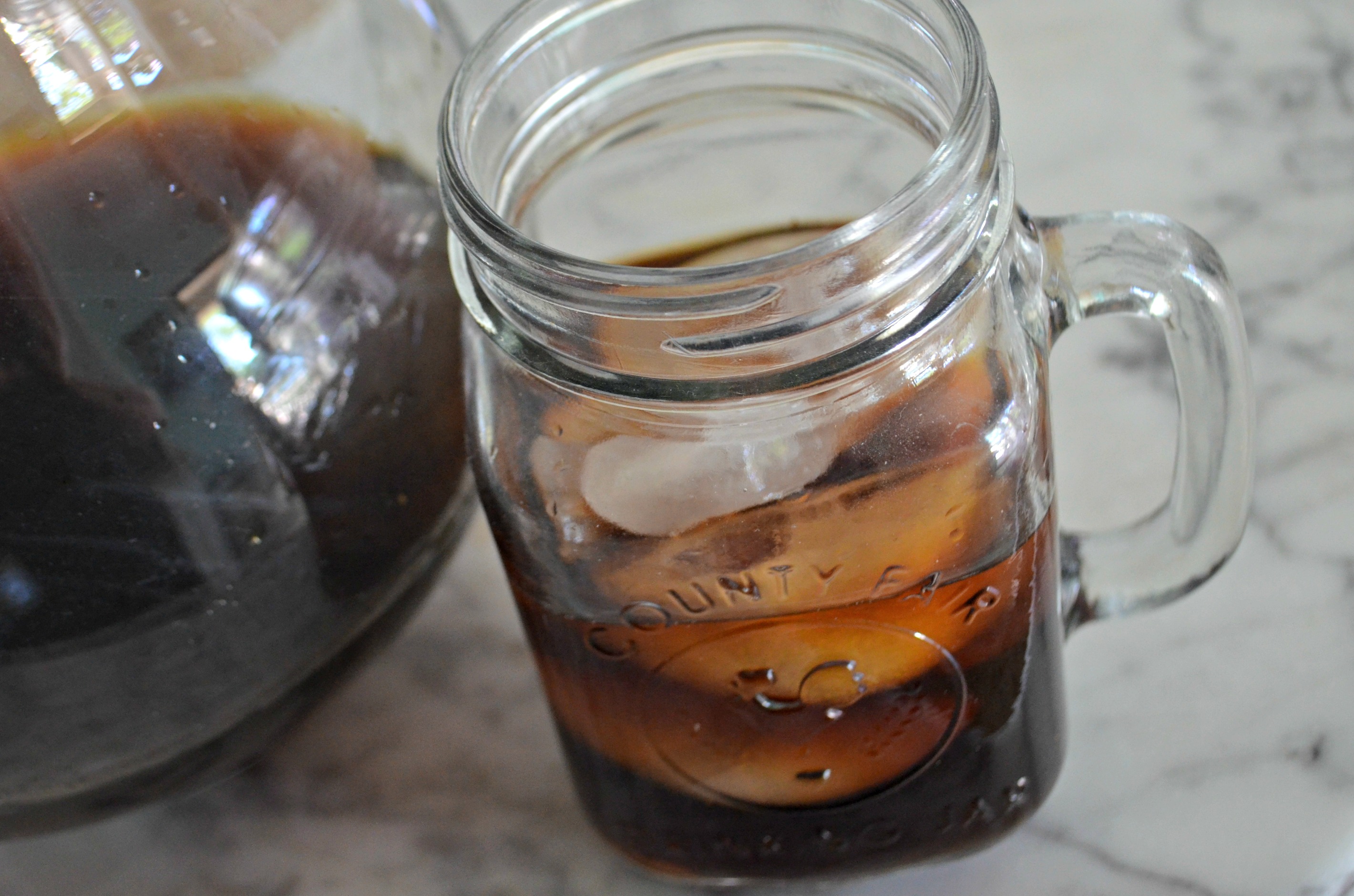 cold brew coffee making guide – iced in a mug