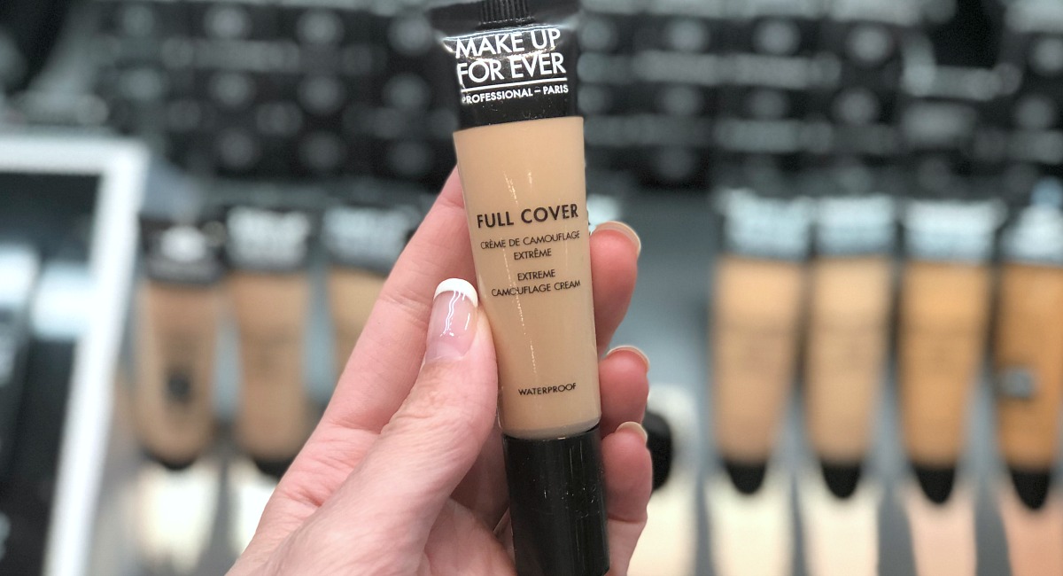 The Best Undereye Concealers (Tarte, Nars, Maybelline, and more!)