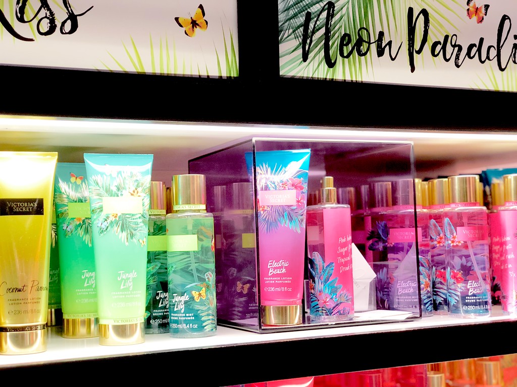 victoria's secret body mists and lotions on shelf