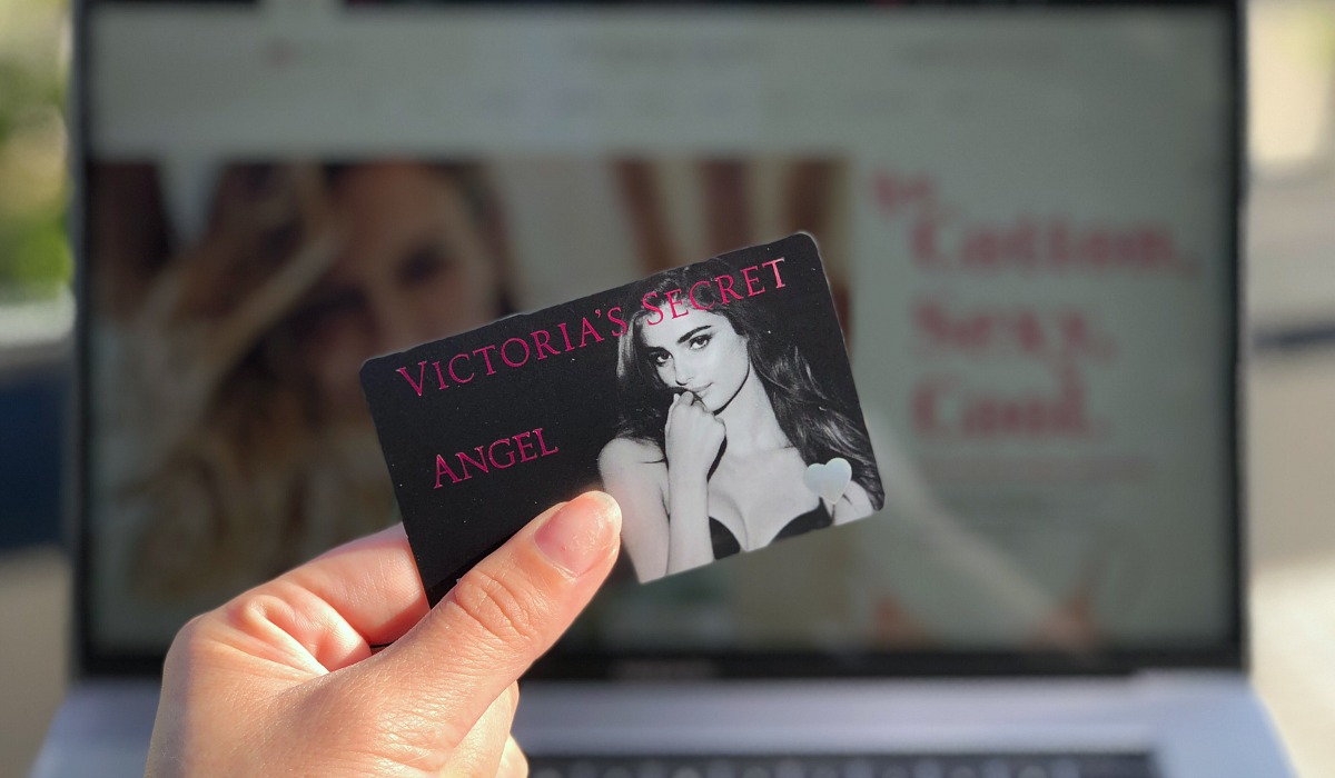 Collin's money-saving shopping tips for Victoria's Secret — sign up for the angel card