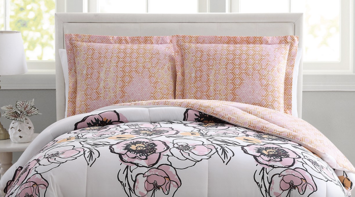 Macy&#39;s: 8-Piece Reversible Bedding Sets Only $27.99 Shipped (Regularly $100) + More