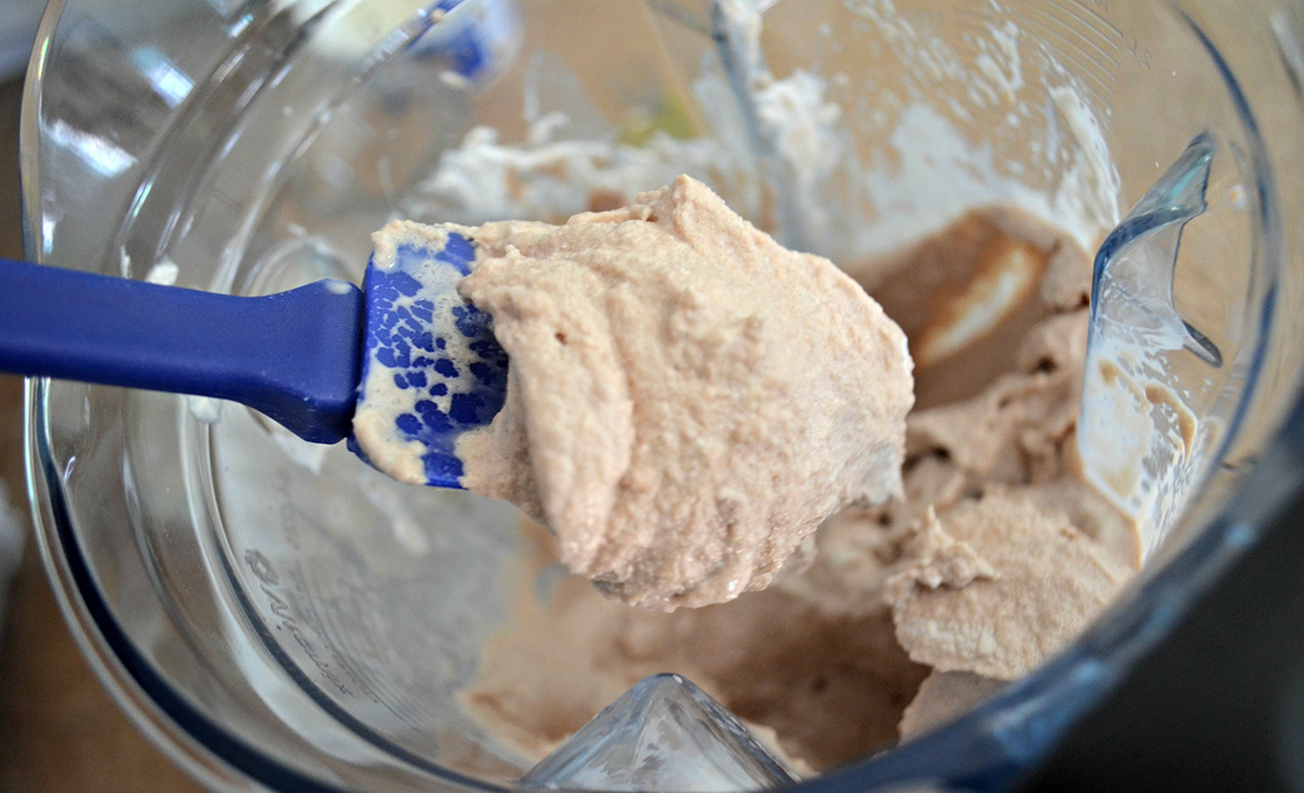 Homemade frosty ice discount cream