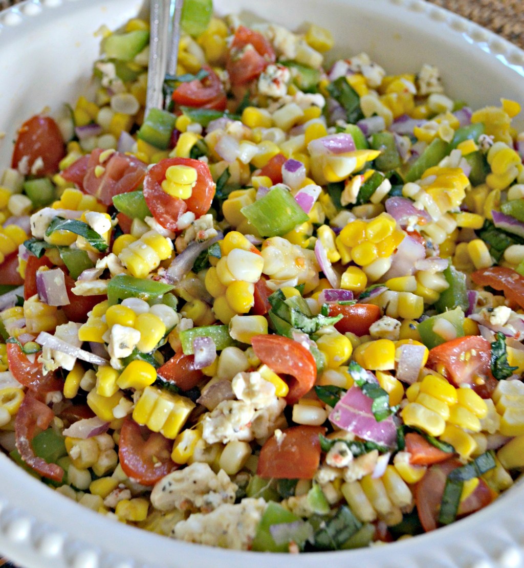 bowl of easy summer corn salad recipe