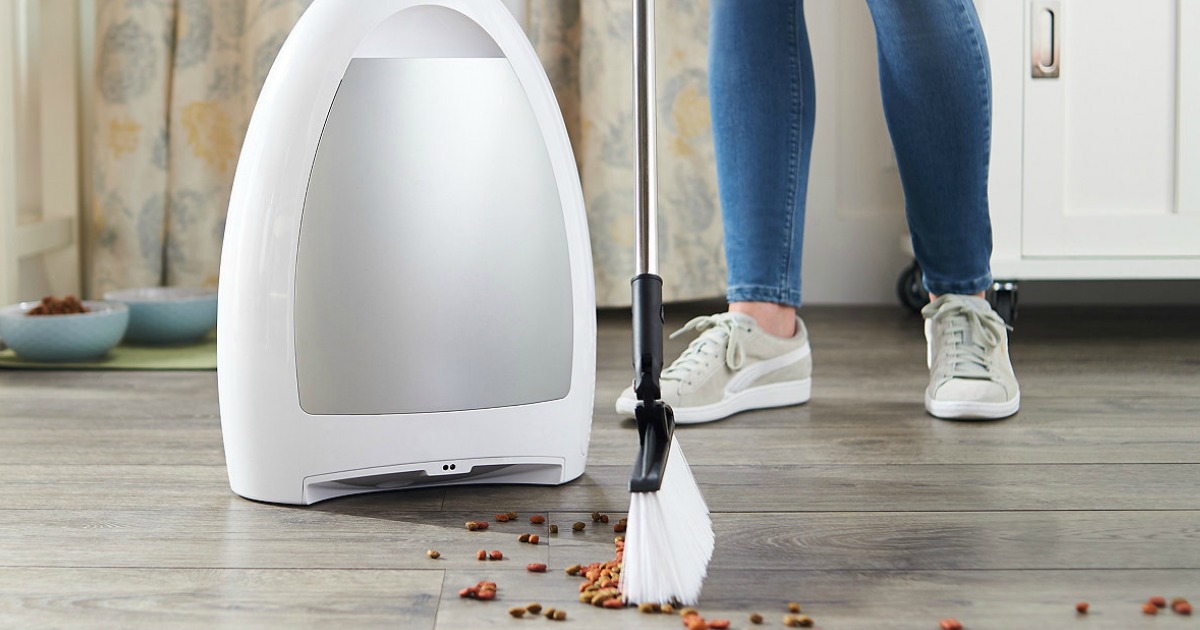 EyeVac Home Touchless Sensor Activated Vacuum with Broom