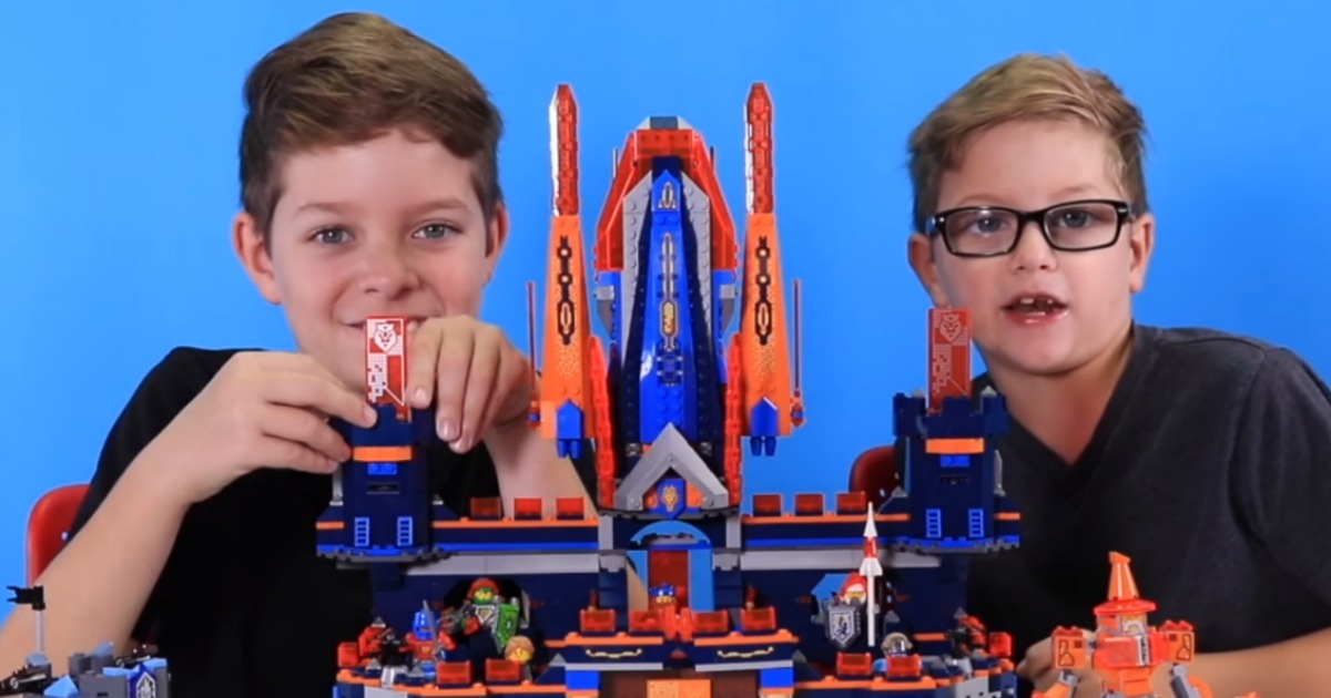 Gå en tur Motley udredning LEGO Nexo Knights Castle Set Only $64.99 Shipped (Regularly $130) -  Includes 1,426 Pieces