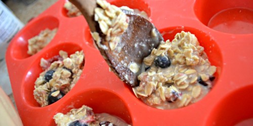 These Baked Oatmeal Berry Cups Get an A+ for Breakfast