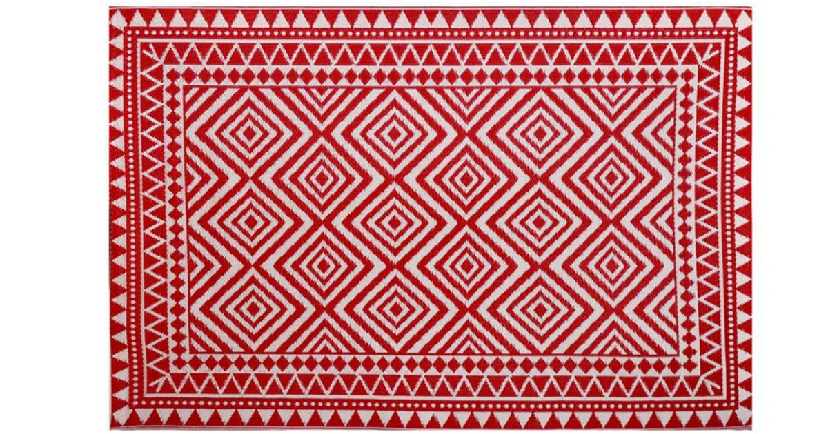 Lowe's Garden Treasures Indoor/Outdoor 5'x7' Area Rug Only 12.98