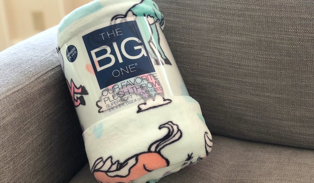 collin weekly round up — kohl's big one throw blanket in unicorn print