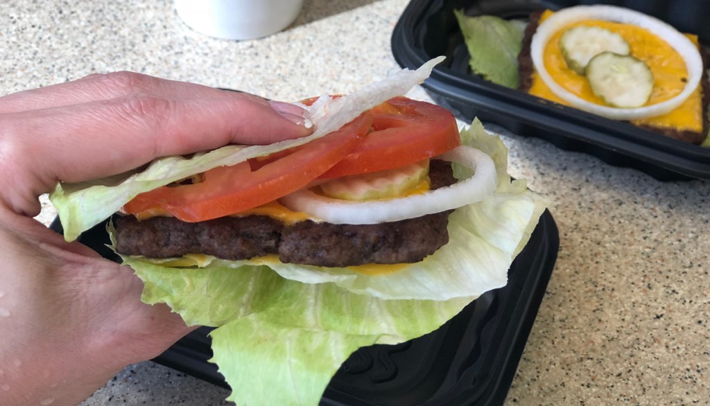 Wendy's single cheeseburger