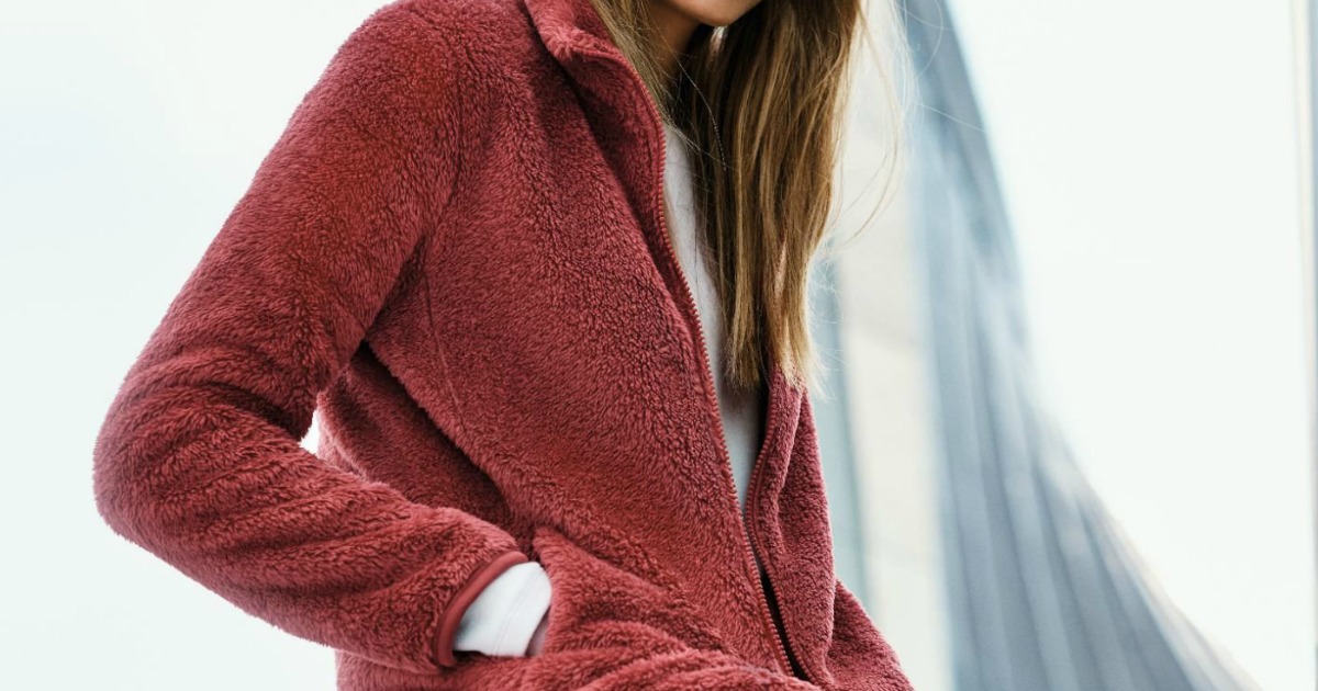 UNIQLO Fluffy Yarn Fleece Full-Zip Jacket as Low as $14.90