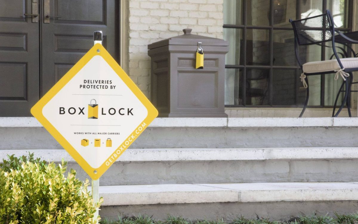 Pickup or Drop Off FedEx & UPS Shipments at These Retail Stores