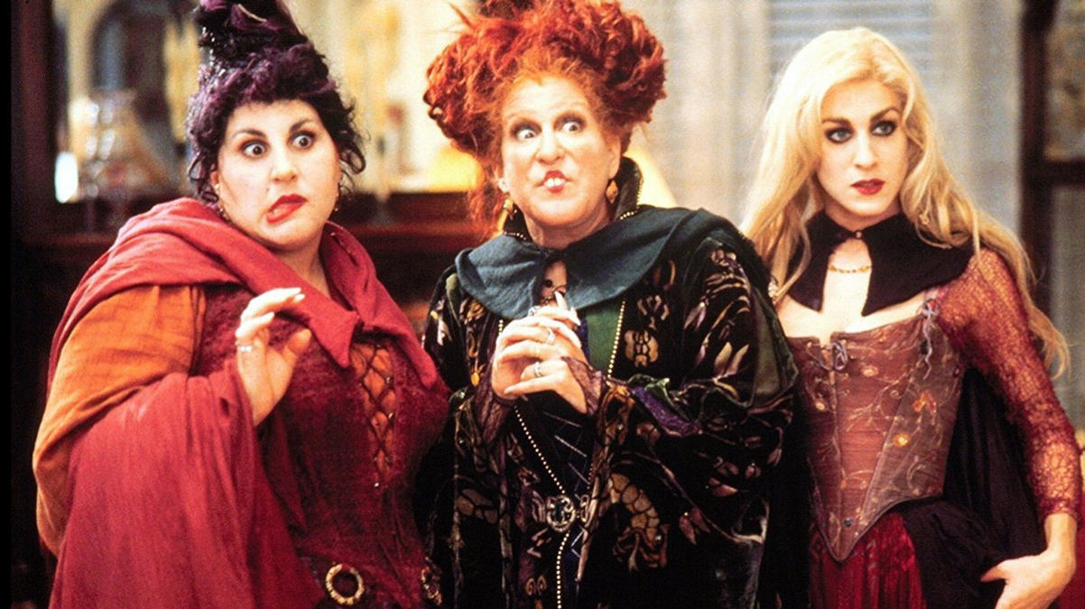 Disney Hocus Pocus 25th Annniversary in theatres – film still with the three actresses