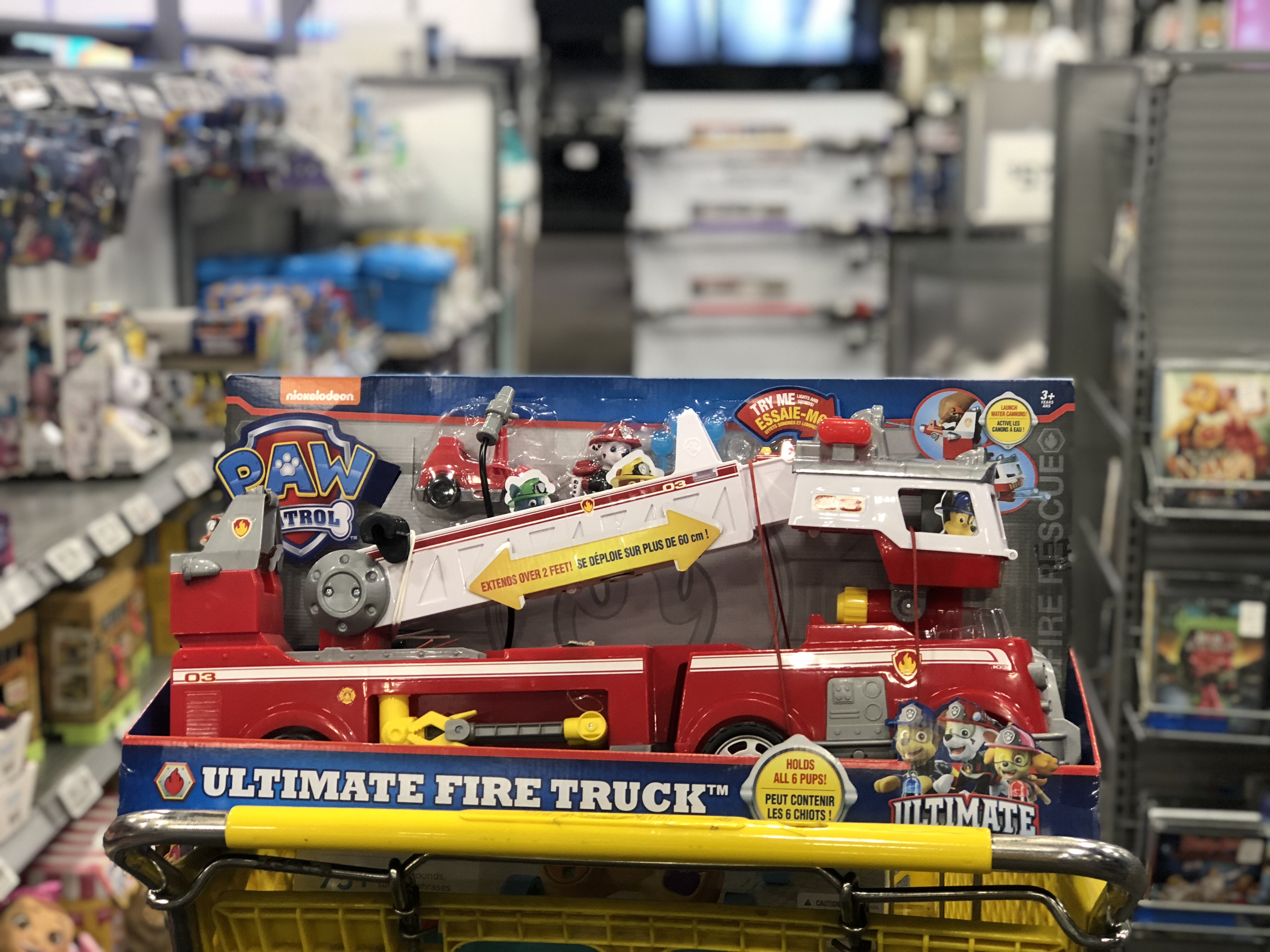 best buy 2018 toy book – Fire Truck