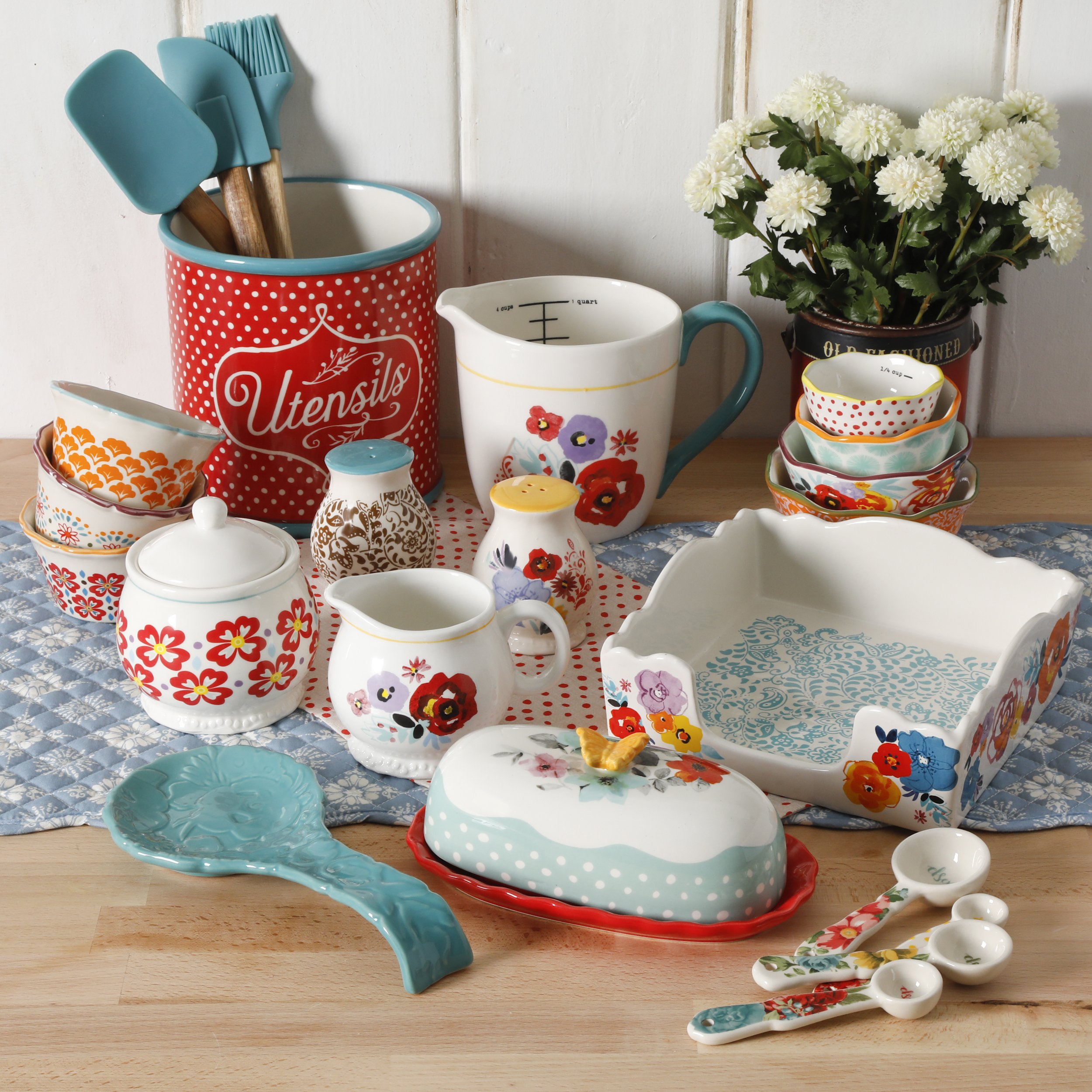 Up To 50 Off Pioneer Woman Kitchen Items At Walmart Com So Cute   Pioneer Woman Set 