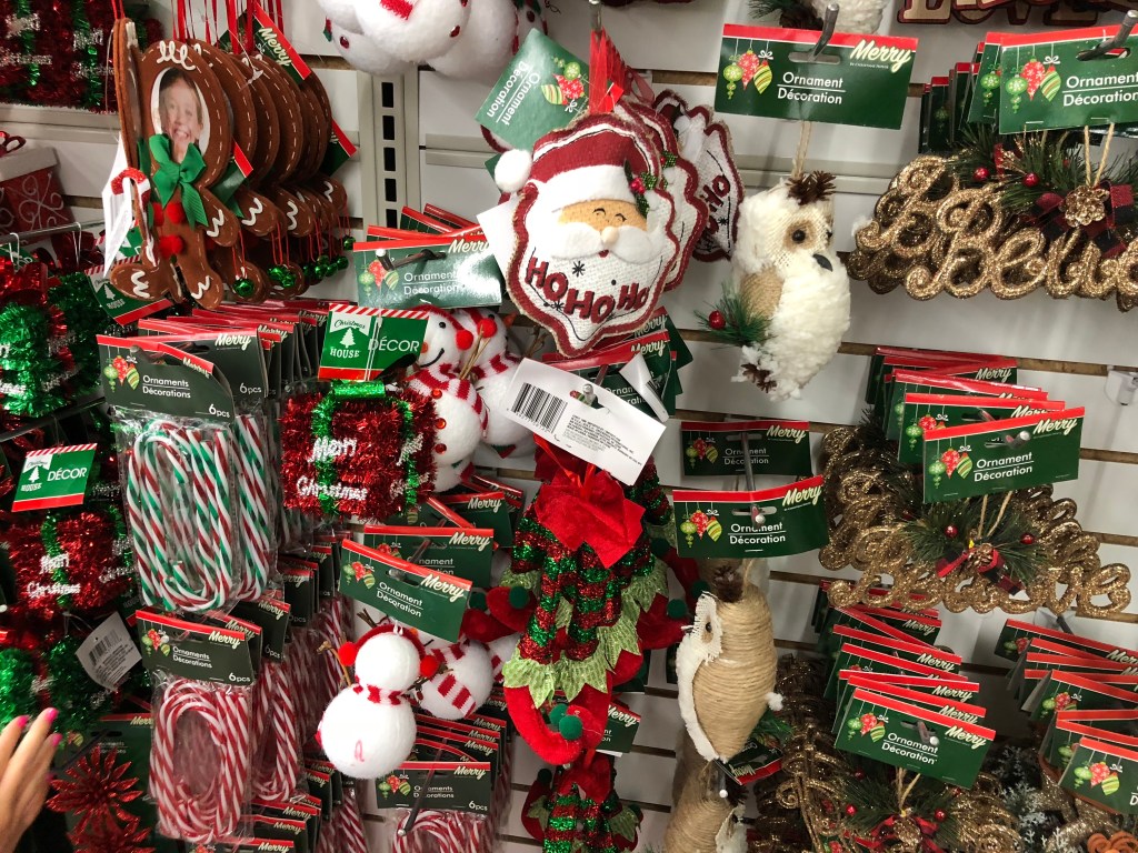 Christmas Cards Only 50¢ at Dollar Tree & More