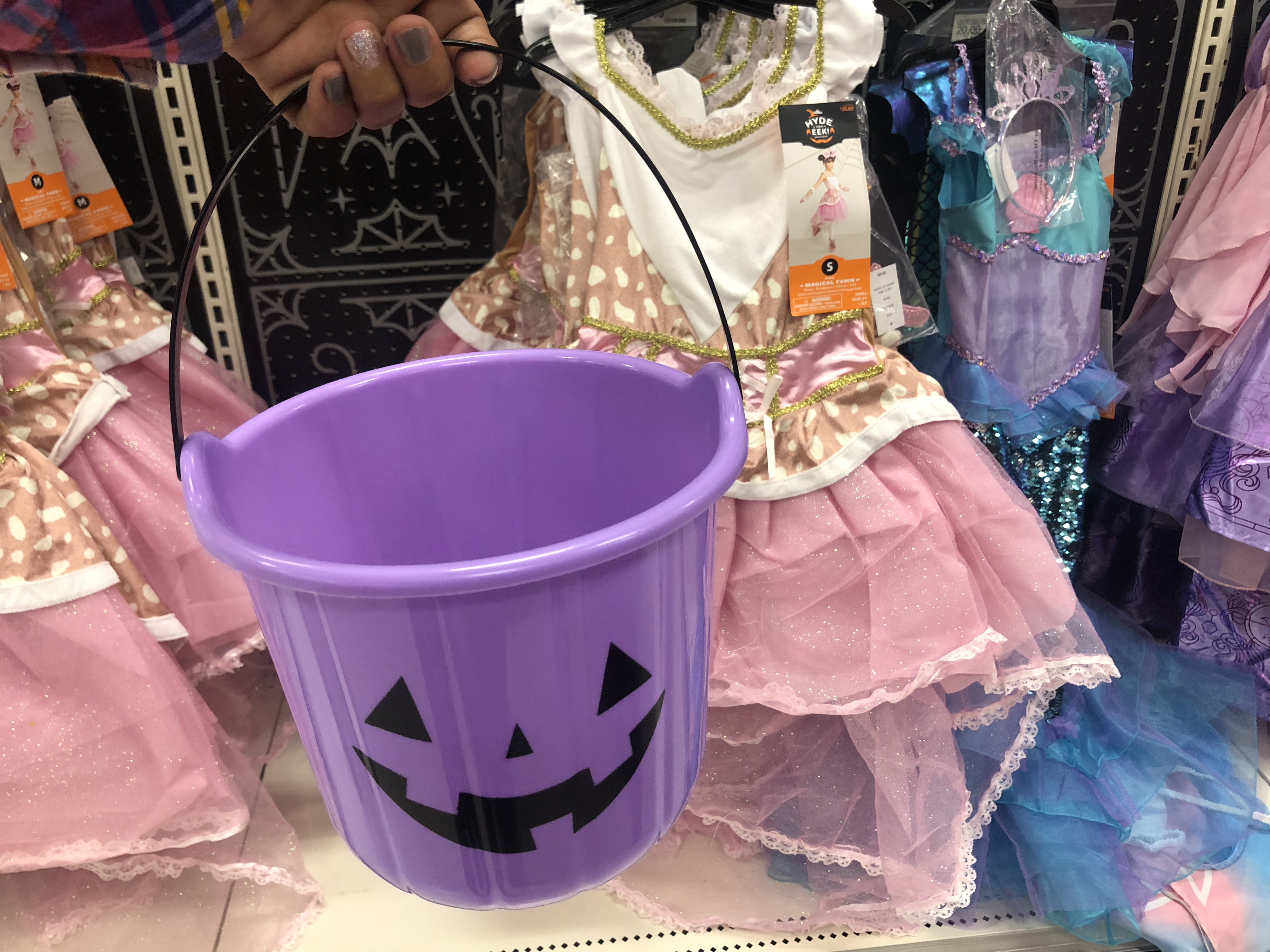 teal pumpkin bucket