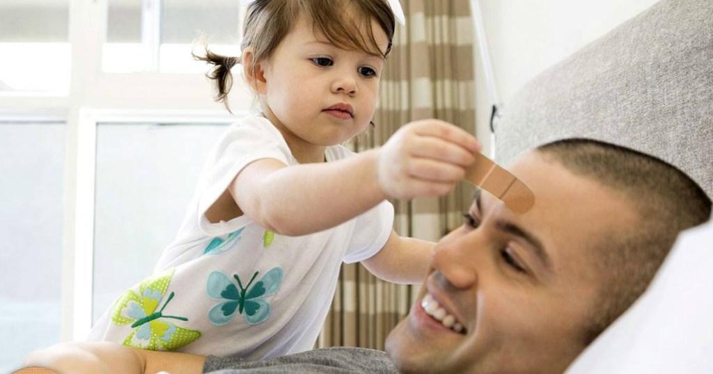 BandAid Bandages 200Count Only 9.63 Shipped on Amazon