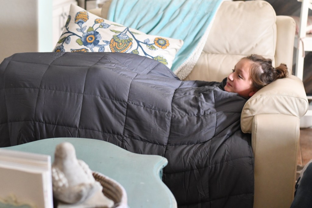 Weighted-Blanket-homebody-gift-guide