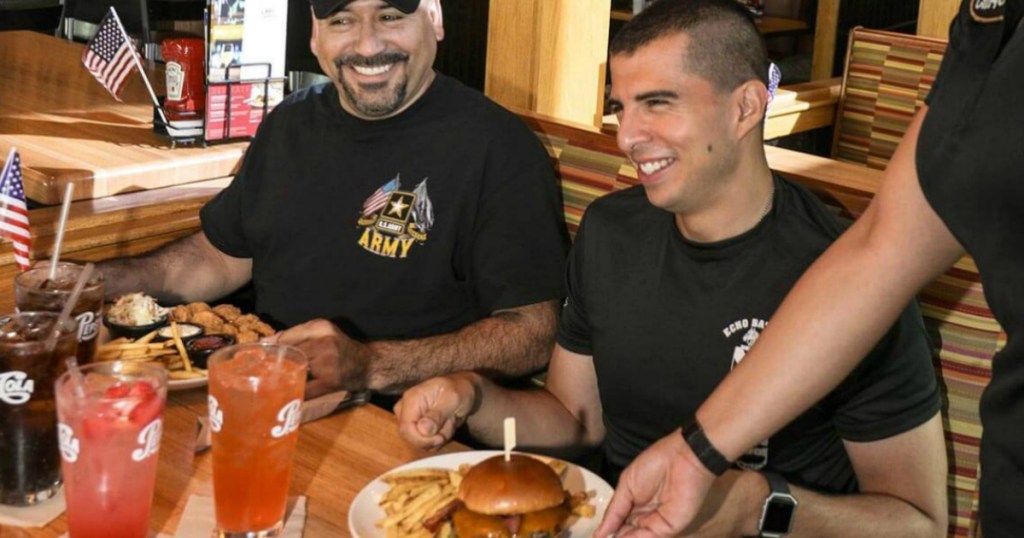 Best 2020 Veterans Day Free Meals Freebies Deals Hip2save