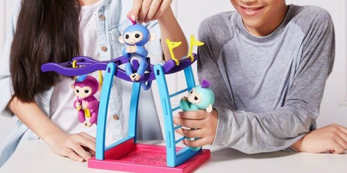 WowWee Fingerlings Playset w/ Two Fingerlings Only $9.97 at Walmart (Regularly $35)