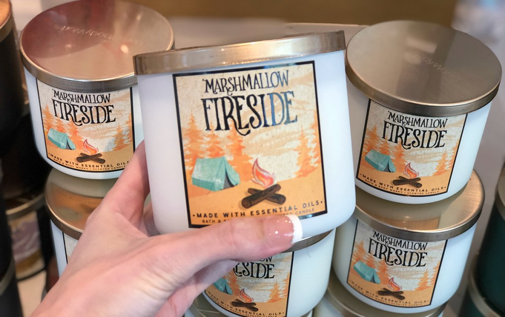 Marshmallow Fireside candle at Bath & Body Works