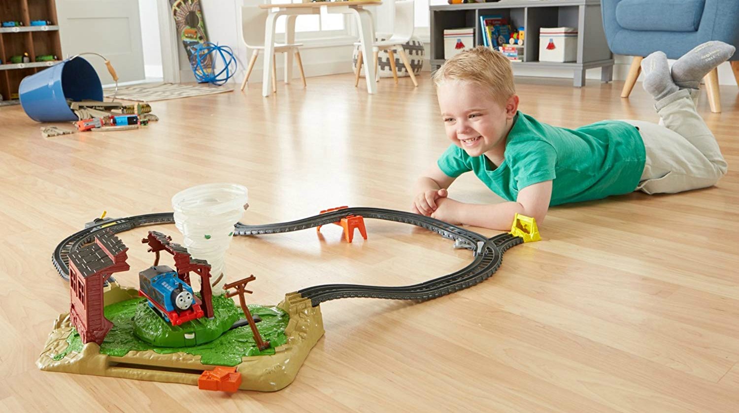 thomas & friends trackmaster twisting tornado set