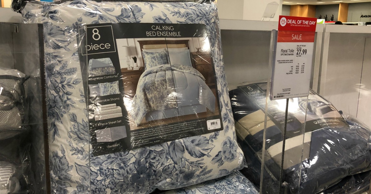 Macy&#39;s 8-Piece Comforter Sets Just $27.99 Shipped (Regularly $100+) - Valid for ALL Sizes - Hip2Save