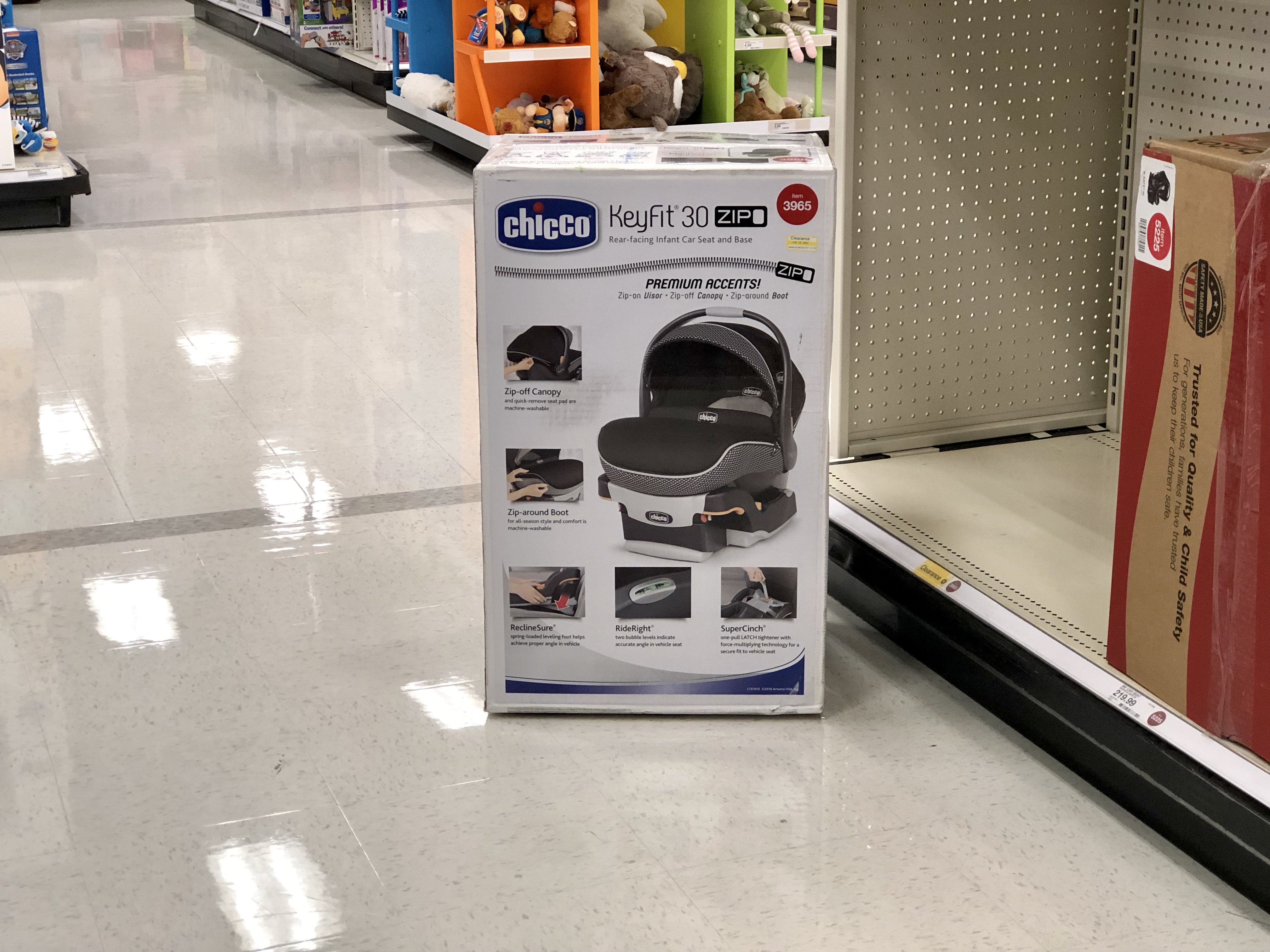 Target chicco outlet car seat