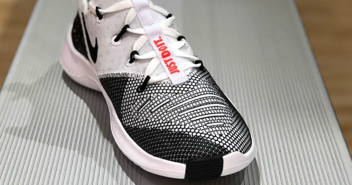 brooks adrenaline gts 18 finish line