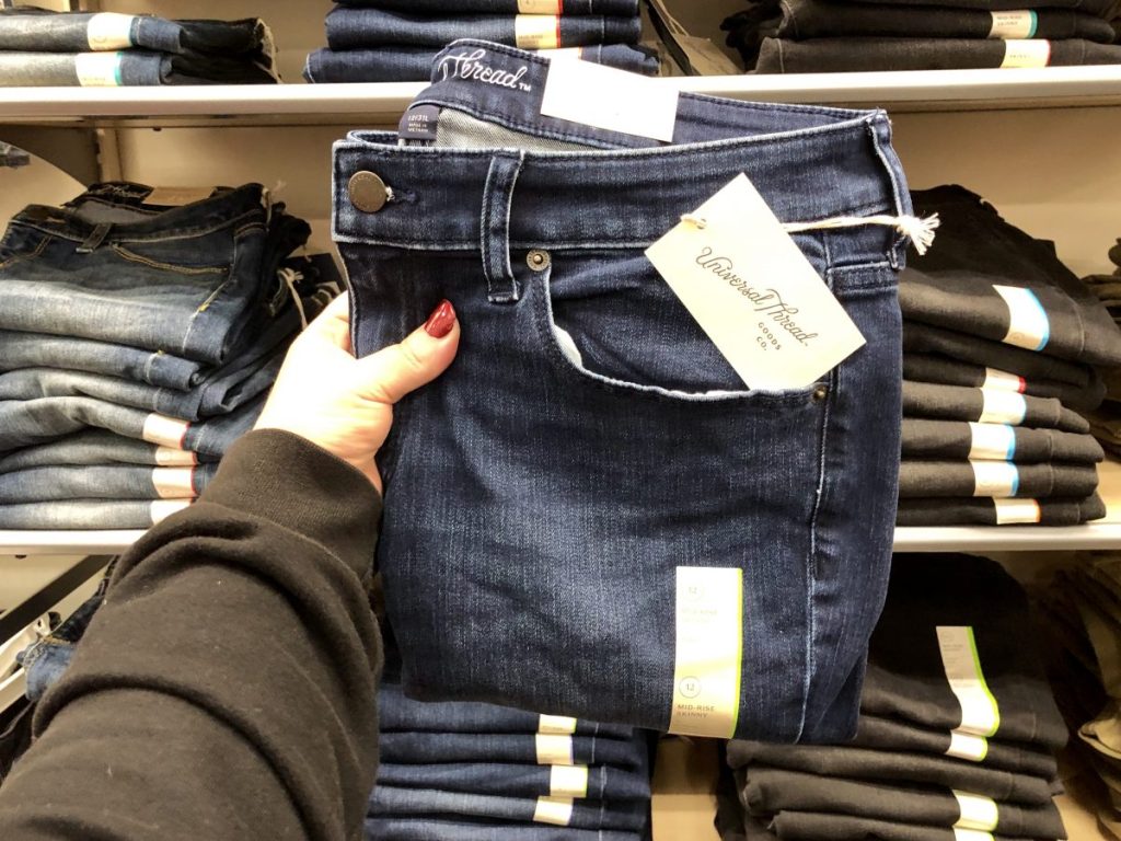 Universal Thread Women's Jeans Only $15 at Target | Includes Plus Sizes