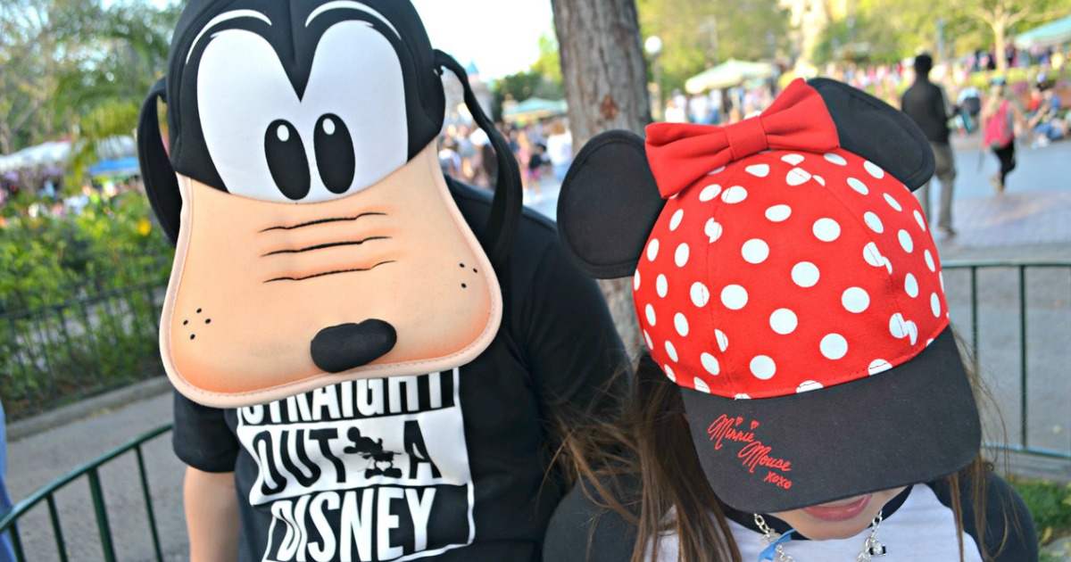 kids wearing Walt Disney hats