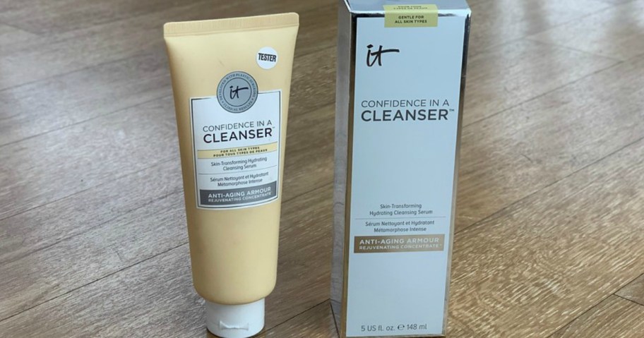 It Cosmetics Confidence In A Cleanser