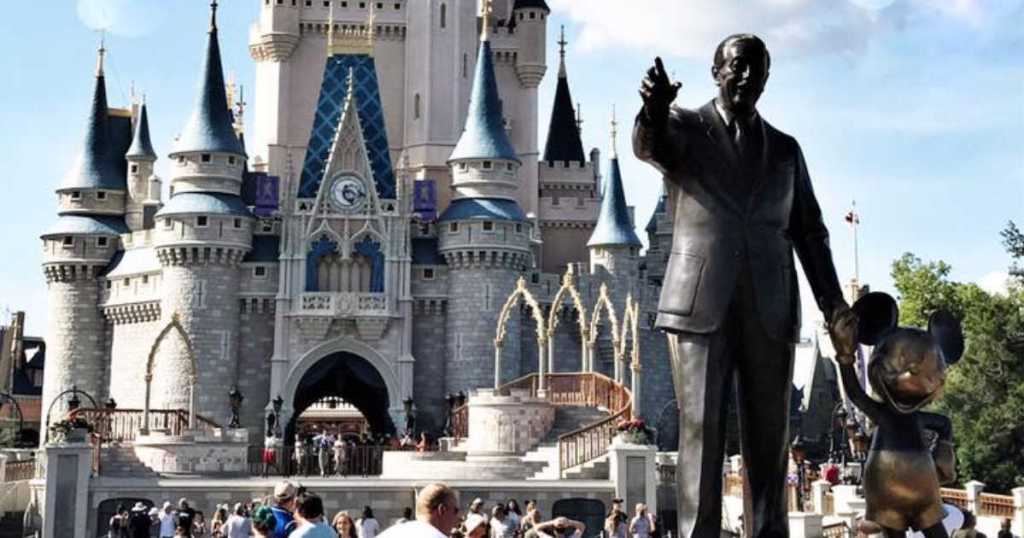 Disney statue and Cinerella's castle