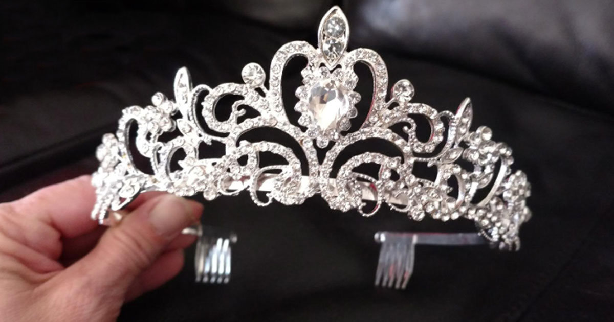 Amazon: Crystal Crowns & Tiaras Only $5.39 Shipped