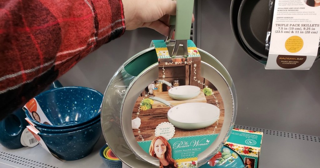 https://hip2save.com/wp-content/uploads/2019/02/The-Pioneer-Woman-Classic-Belly-Mint-2-Piece-Frying-Pan-Set.jpg?resize=1024%2C538&strip=all