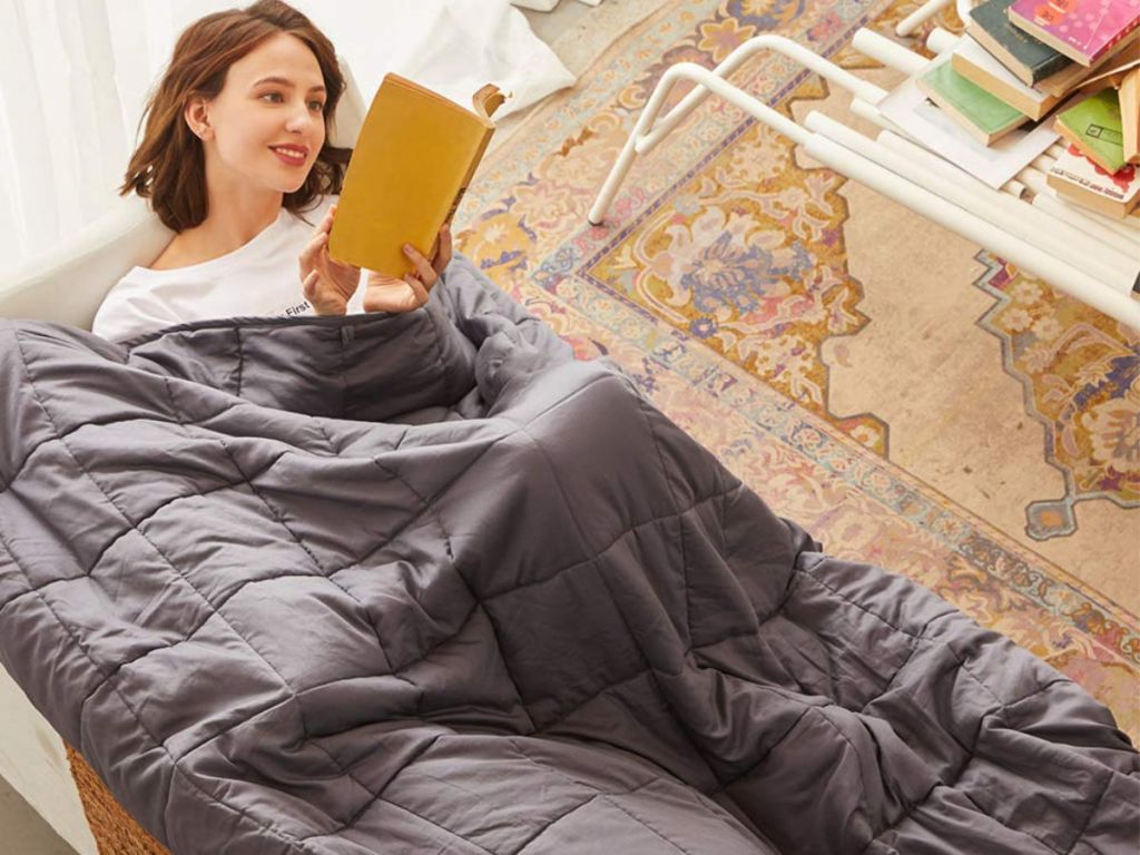 Amazon: Hiseeme 10-Pound Weighted Blanket Only $49.99 Shipped