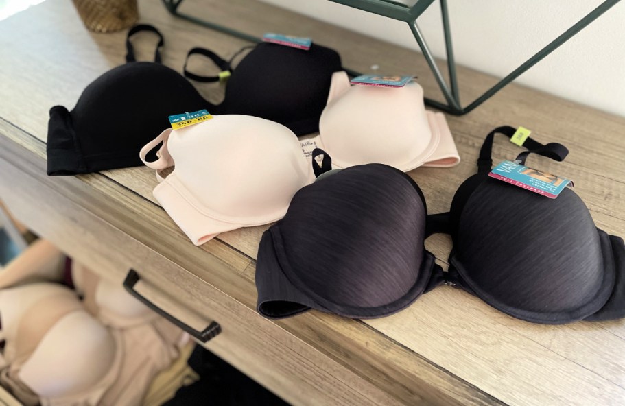 *HOT* Team-Fave Vanity Fair Bras Only $17 Shipped (Reg. $54)