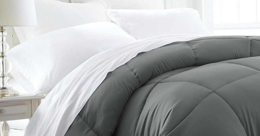 Linens & Hutch Down Comforter