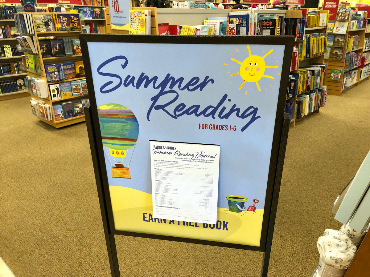 Check Out the 9 Best Summer Reading Programs for 2024 (Earn FREE Books, Pizza, & More!)